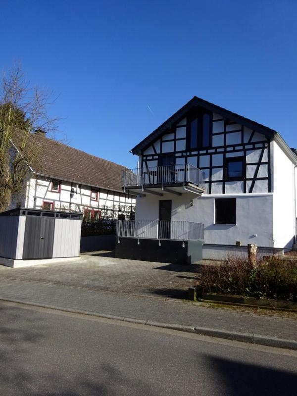 Exklusive, Kernsanierte Ferienwohnung Am Rursee سيمراث المظهر الخارجي الصورة